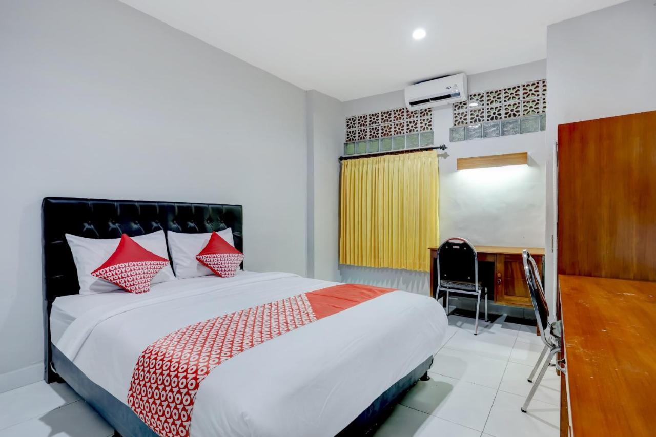 OYO 90089 Hotel Satria Syariah Denpasar  Bagian luar foto