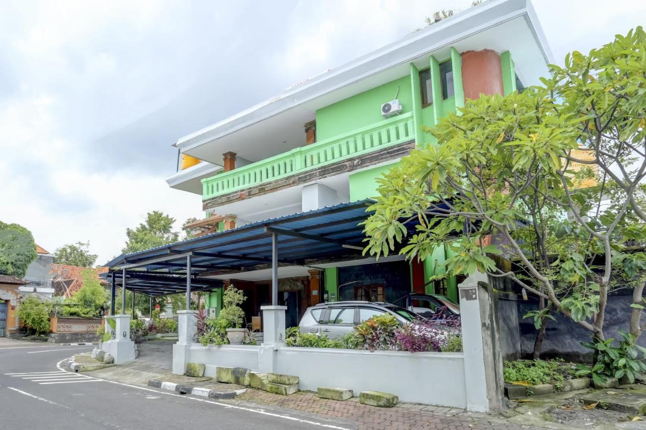 OYO 90089 Hotel Satria Syariah Denpasar  Bagian luar foto