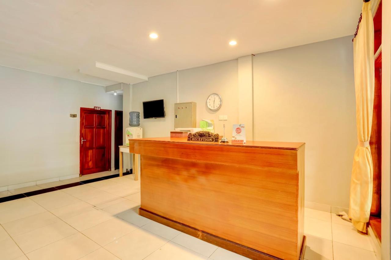 OYO 90089 Hotel Satria Syariah Denpasar  Bagian luar foto