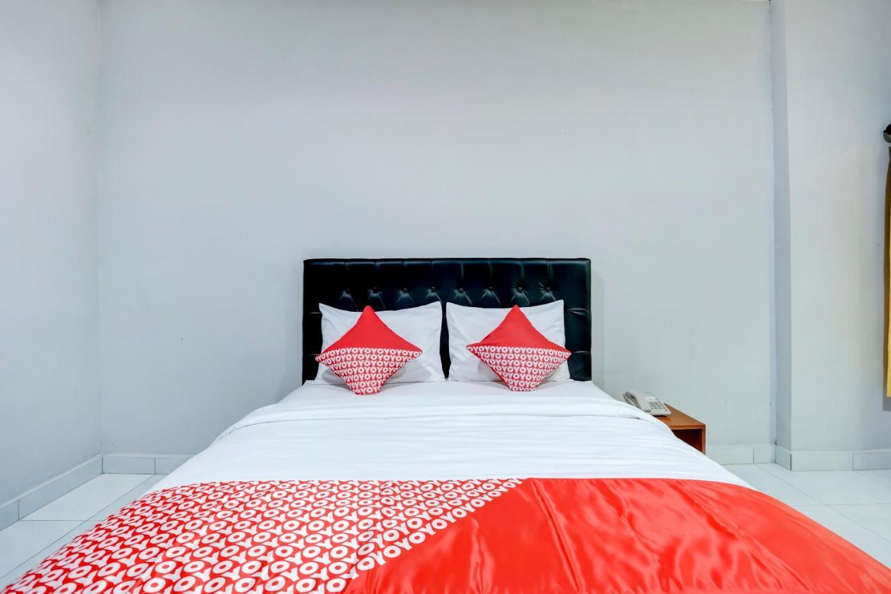 OYO 90089 Hotel Satria Syariah Denpasar  Bagian luar foto